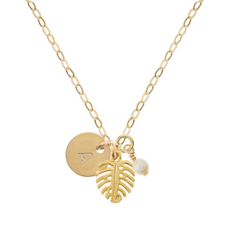 Collier de perles initiales Monstera dorées
