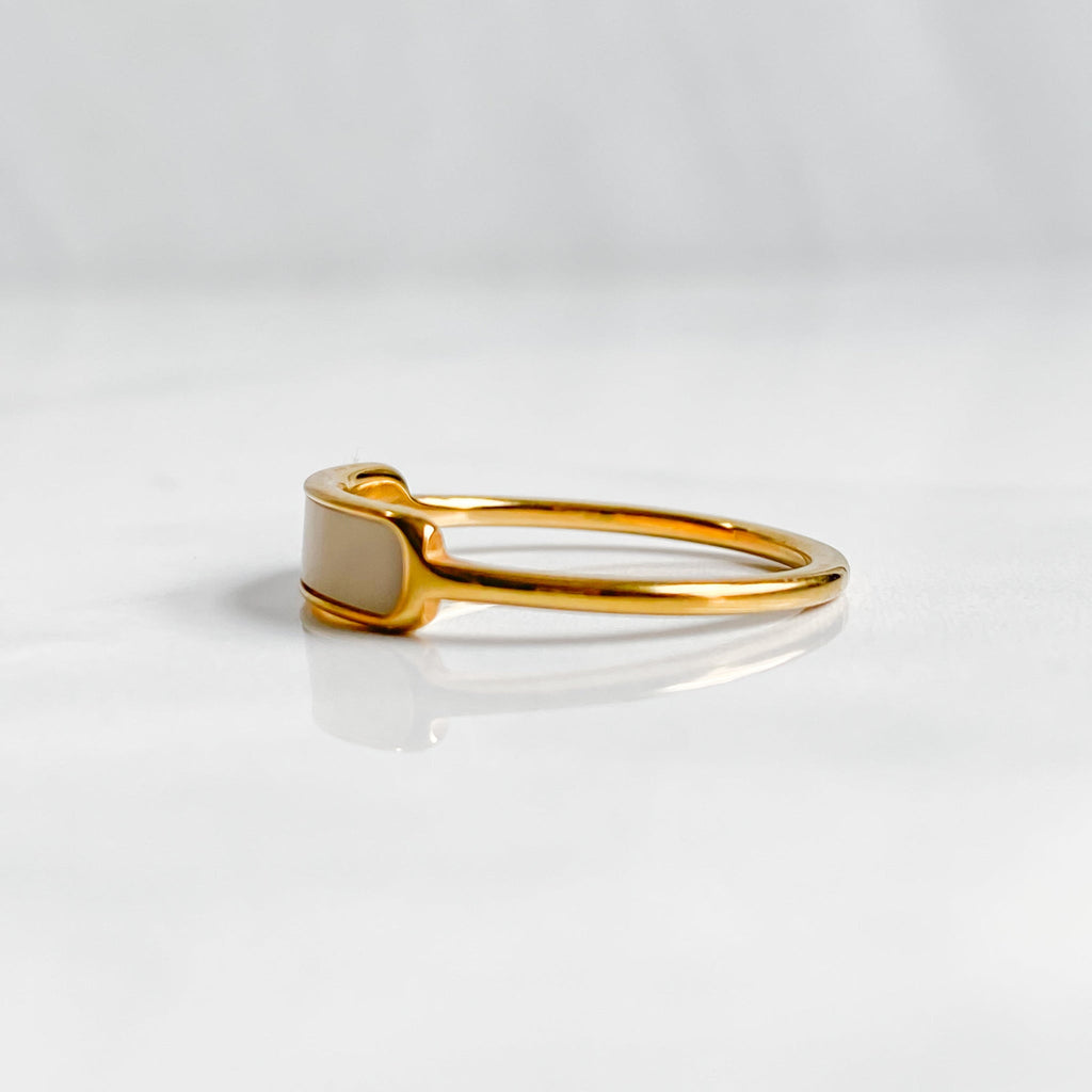 Bague dorée en nacre plaqué ou 18K | CALYPSO