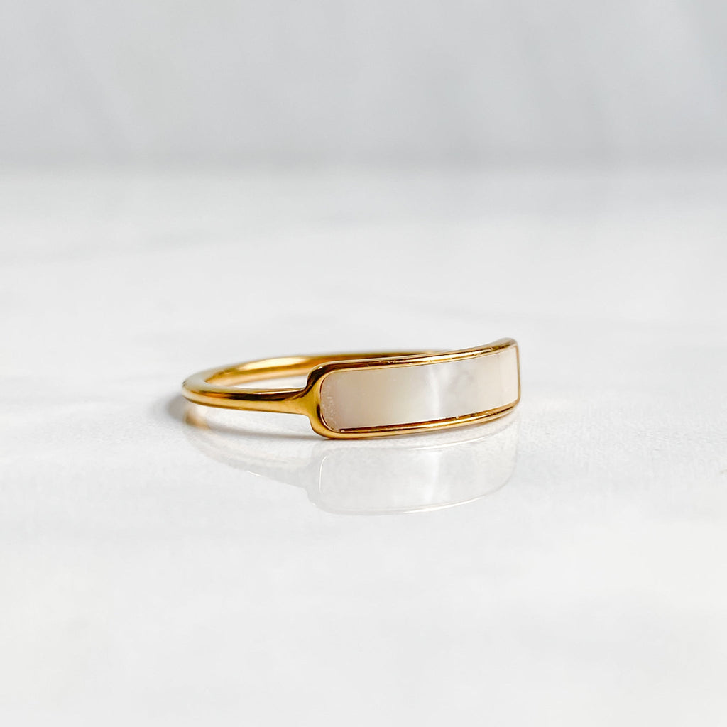 Bague dorée en nacre plaqué ou 18K | CALYPSO