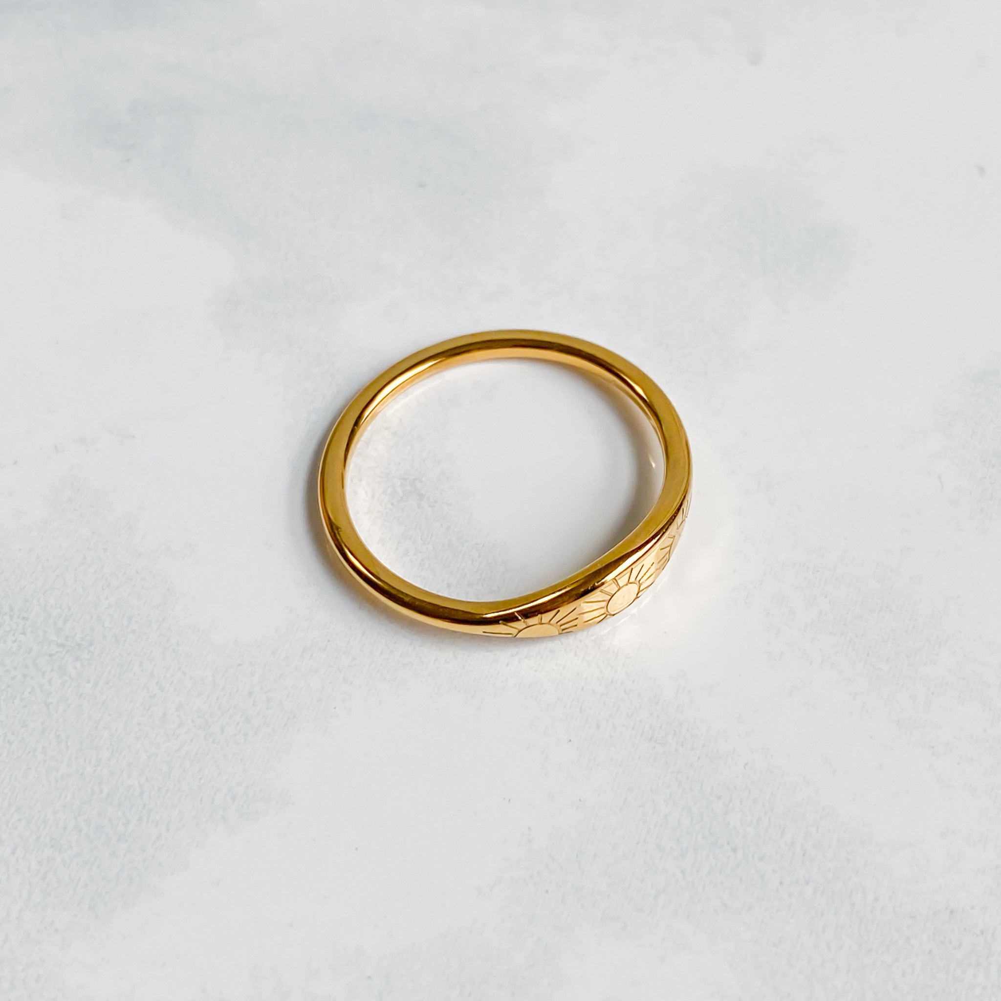 Gold sun ring in 18K gold-plated stainless steel | ASTRAÉA